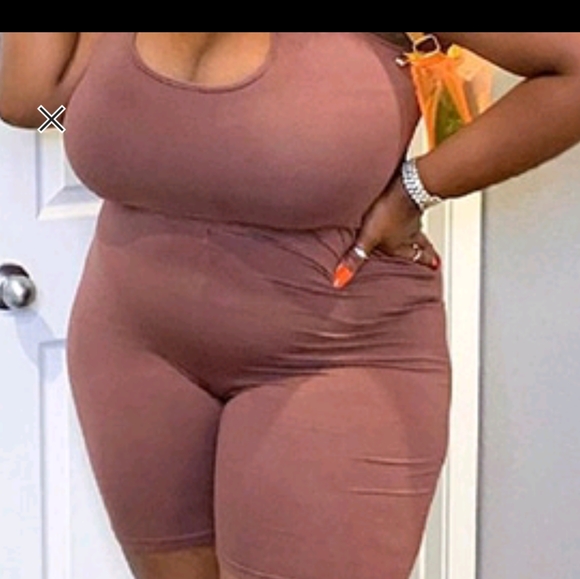 Romper - Picture 4 of 10